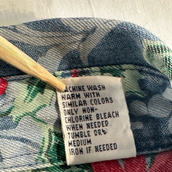 Vintage Westbound Christmas Denim Shirt Button Up Poinsettia, Retro - Picture 13 of 13